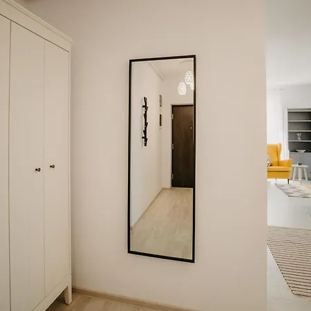 Charming Flat With Balcony & Private Parking * Timişoara